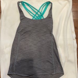 Lululemon tank with built in sports bra